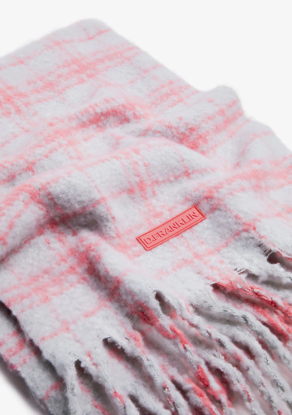 Nordic Bomb Plaid Scarf Grey - Image 3