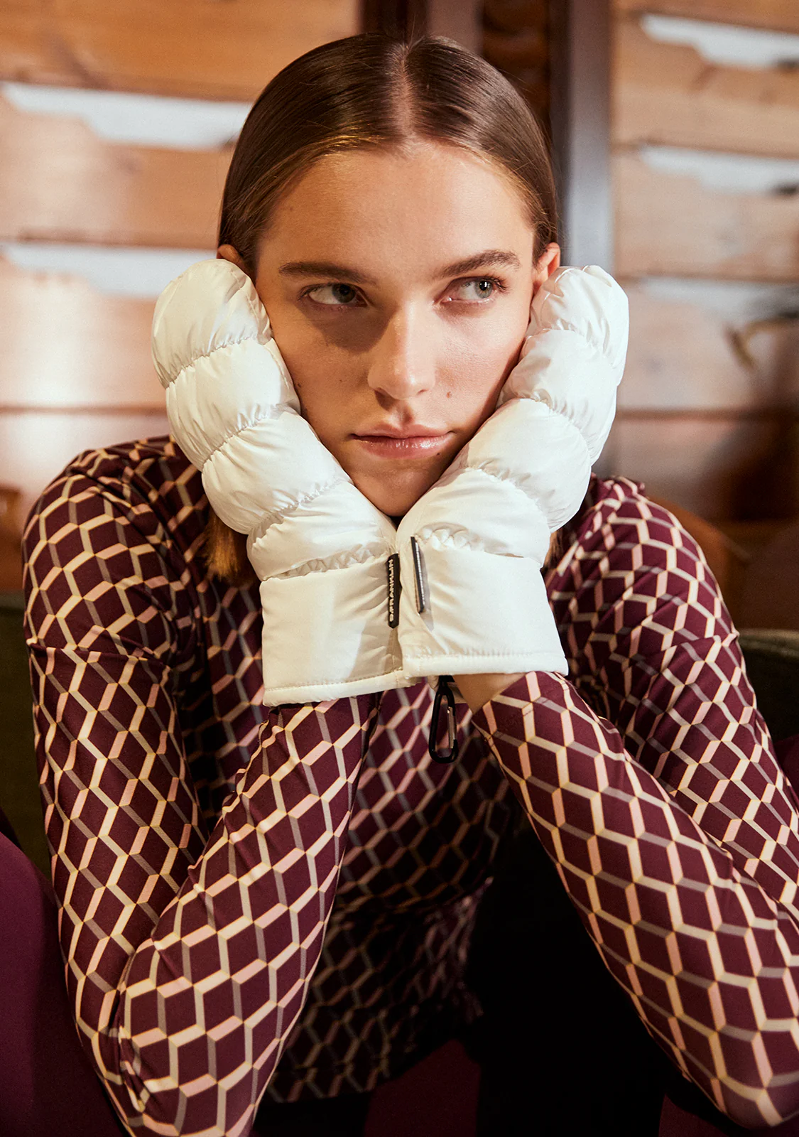 Nordic Bomb Puffer Mittens White - Image 3