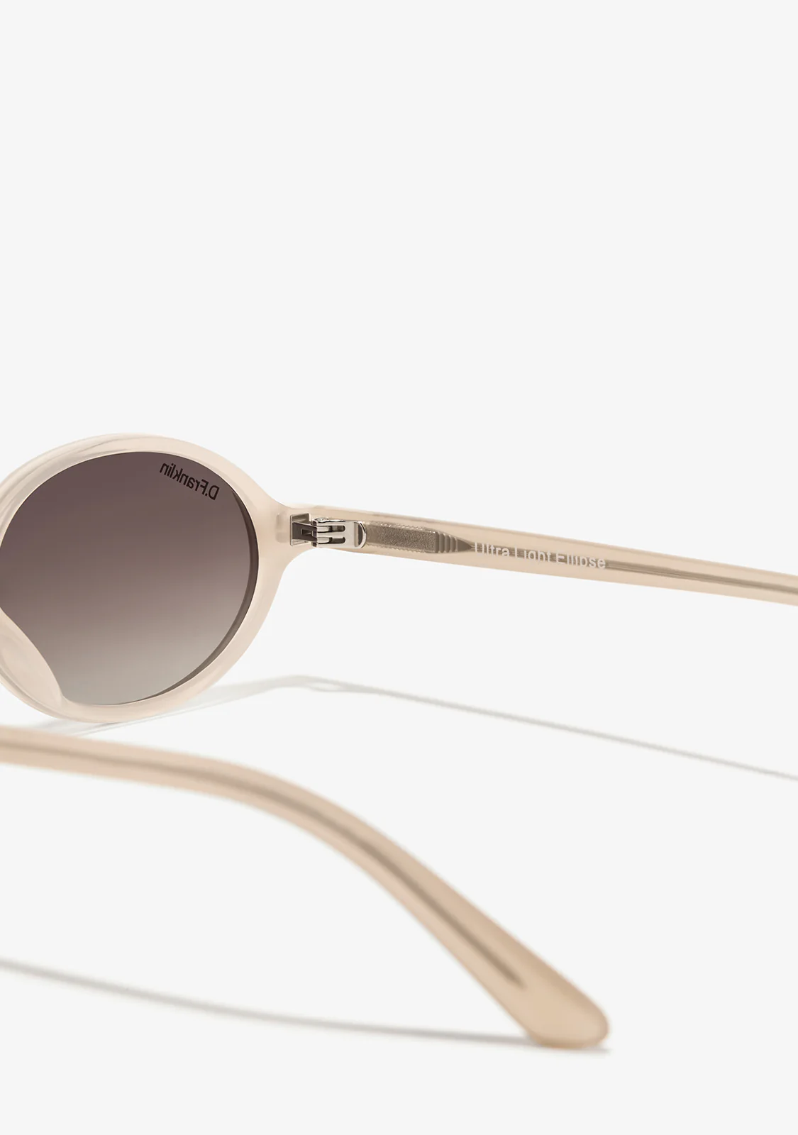 Ultra Light Ellipse Cream / Brown - Image 5